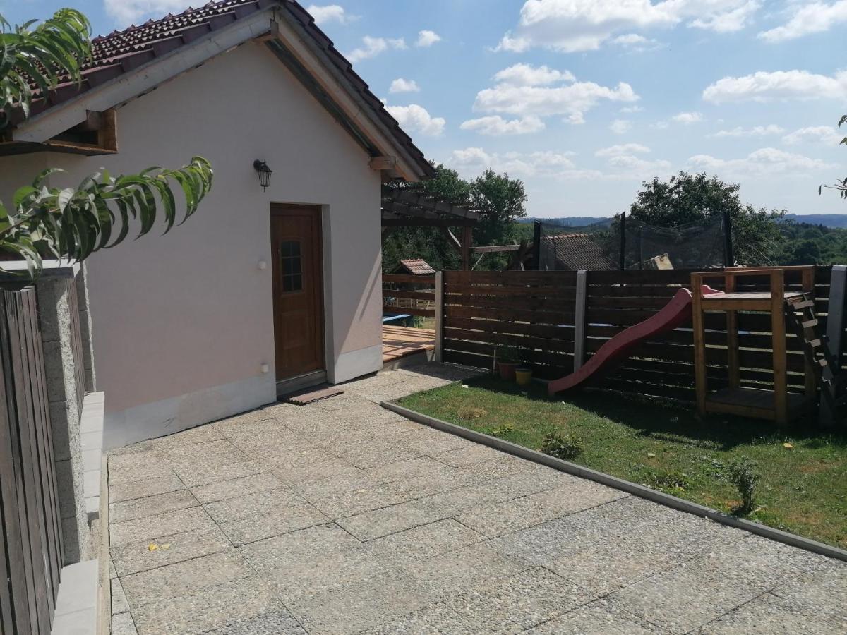Villa Chaloupka U Montyho à Vavrinec  Extérieur photo
